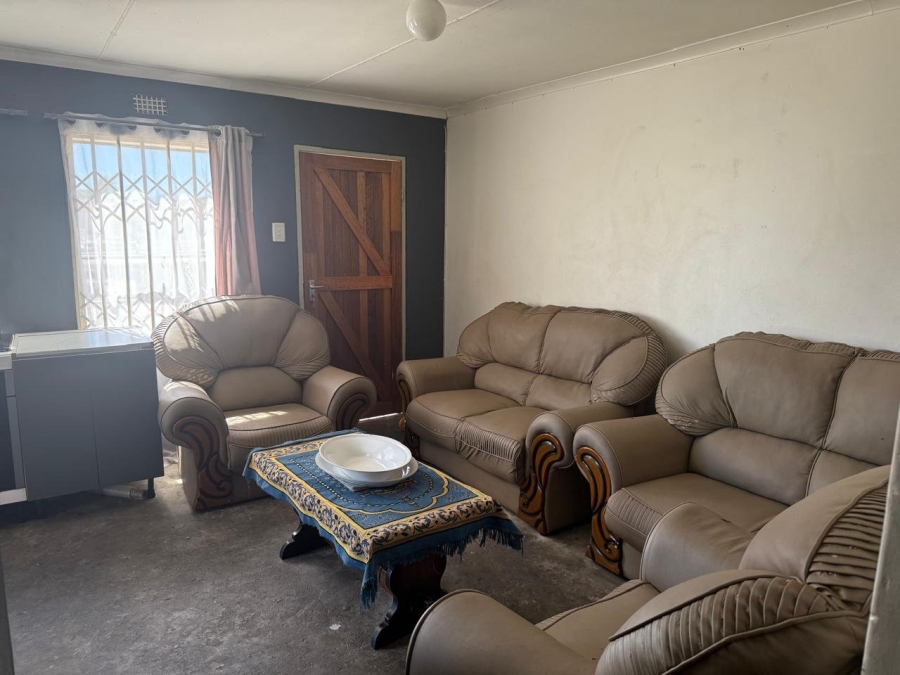 2 Bedroom Property for Sale in Highbury Western Cape